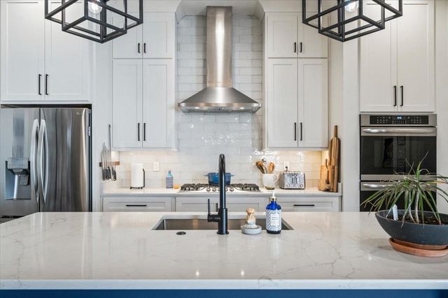 2027 ELZEY AVE, Memphis, TN 38104