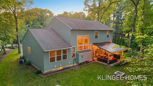 14936 Woodacre Court, Grand Haven, MI 49417
