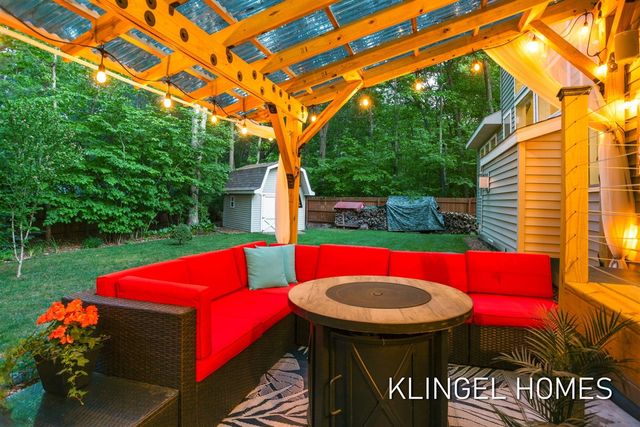 14936 Woodacre Court, Grand Haven, MI 49417