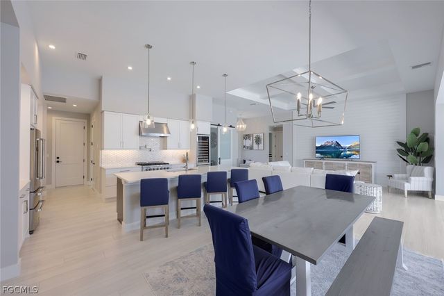 3001 SW 41st TER, Cape Coral, FL 33914