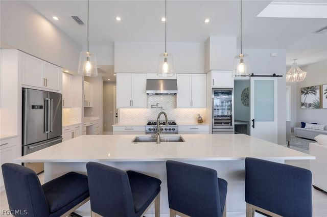 3001 SW 41st TER, Cape Coral, FL 33914