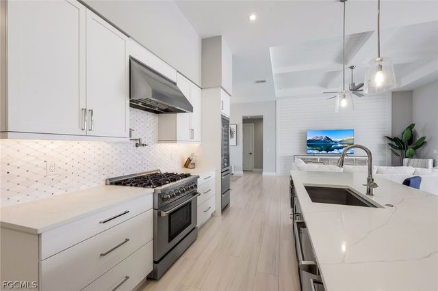 3001 SW 41st TER, Cape Coral, FL 33914