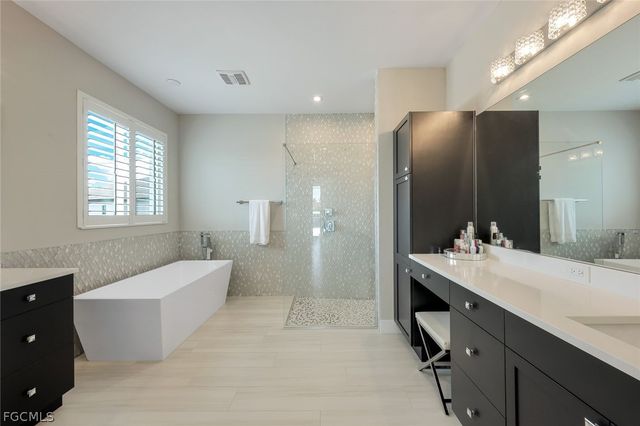 3001 SW 41st TER, Cape Coral, FL 33914