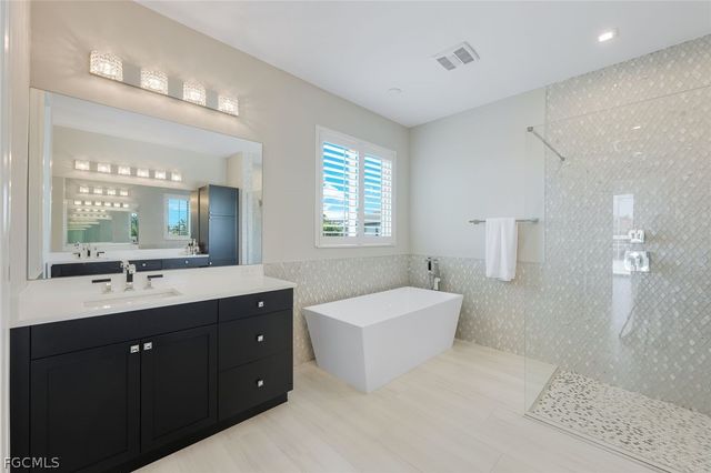 3001 SW 41st TER, Cape Coral, FL 33914