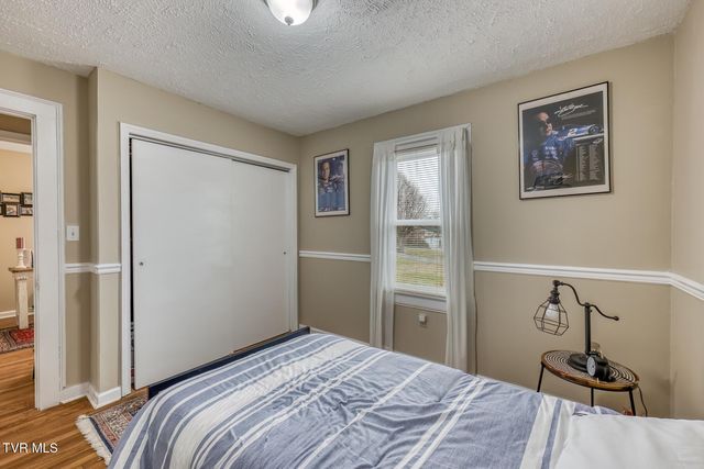 916 Clark Street, Bristol, VA 24201