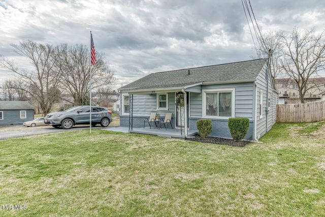 916 Clark Street, Bristol, VA 24201