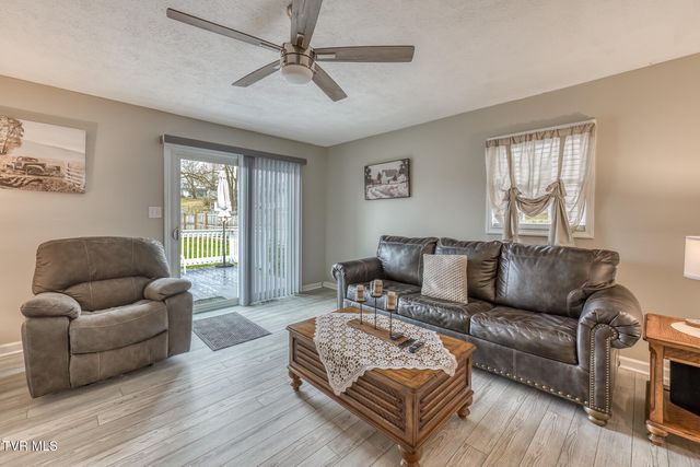 916 Clark Street, Bristol, VA 24201