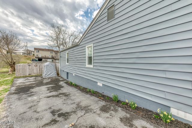 916 Clark Street, Bristol, VA 24201