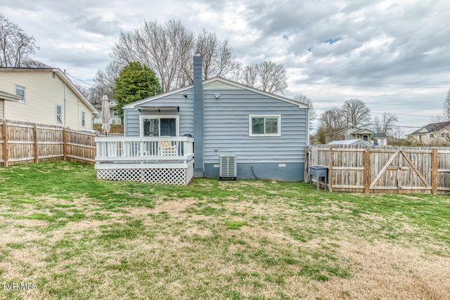 916 Clark Street, Bristol, VA 24201