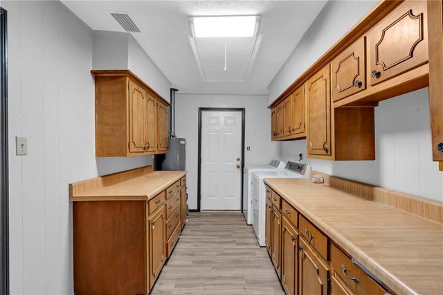 5225 Persons Drive, Mobile, AL 36618