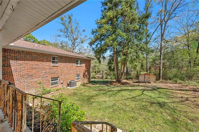 5225 Persons Drive, Mobile, AL 36618