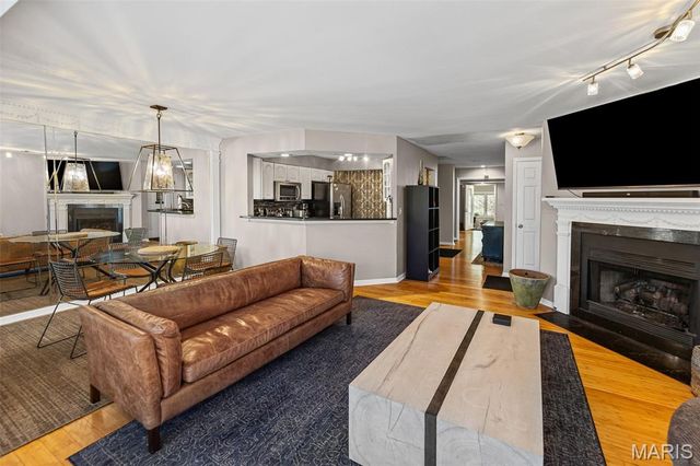 4464 McPherson Avenue 3B, St Louis, MO 63108