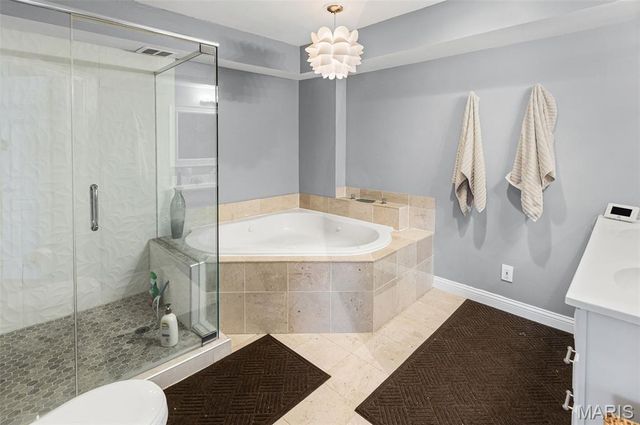 4464 McPherson Avenue 3B, St Louis, MO 63108