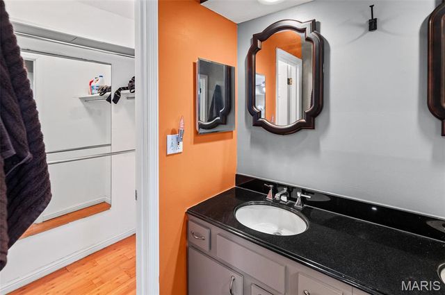 4464 McPherson Avenue 3B, St Louis, MO 63108