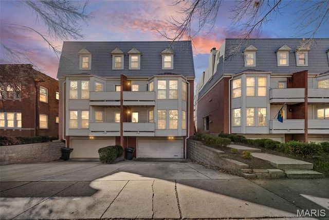 4464 McPherson Avenue 3B, St Louis, MO 63108