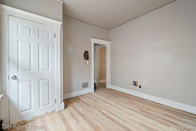 3793 Pingree Street, Detroit, MI 48206