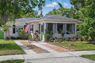 916 W YALE STREET, Orlando, FL 32804