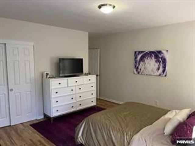 280-320 Oak Street 280A, Ridgewood, NJ 07450