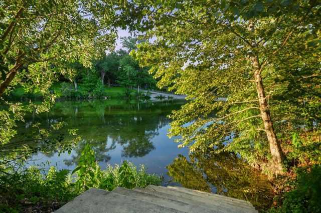 2411 Spoke Hollow RD, Wimberley, TX 78676