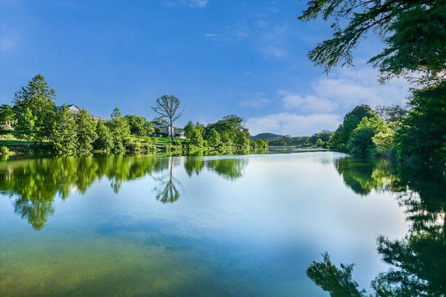 2411 Spoke Hollow RD, Wimberley, TX 78676