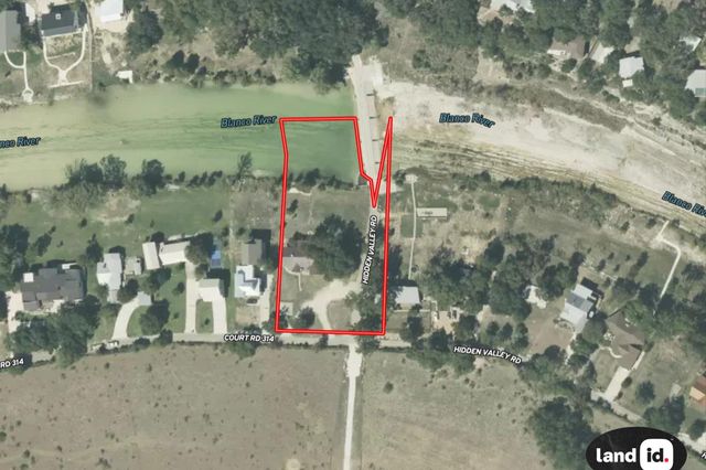 2411 Spoke Hollow RD, Wimberley, TX 78676