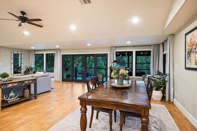 2411 Spoke Hollow RD, Wimberley, TX 78676