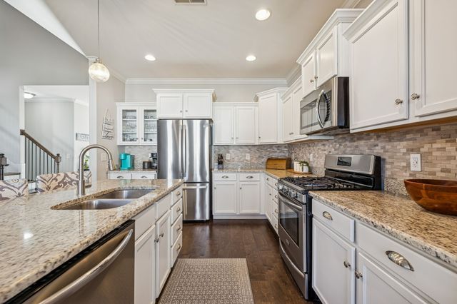 1600 Inverness Dr, Spring Hill, TN 37174