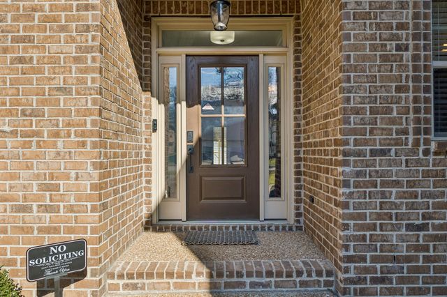 1600 Inverness Dr, Spring Hill, TN 37174