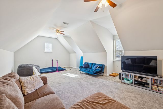 1600 Inverness Dr, Spring Hill, TN 37174