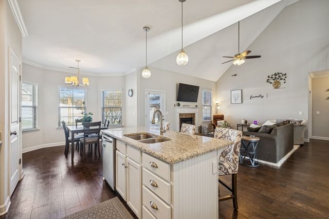 1600 Inverness Dr, Spring Hill, TN 37174