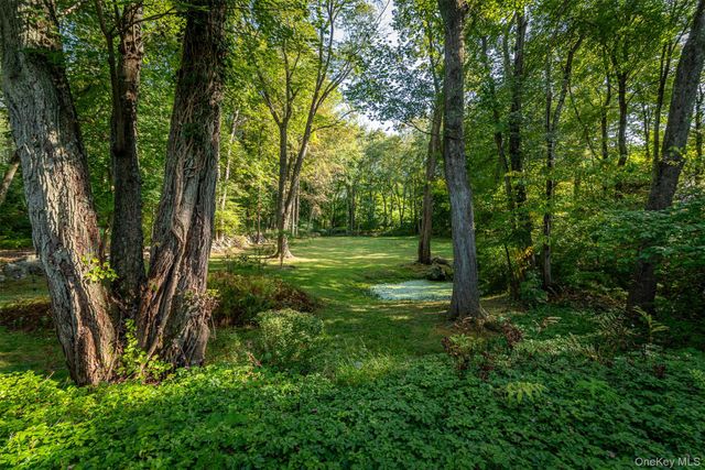 5 Hadley Road, Armonk, NY 10504