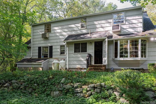 5 Hadley Road, Armonk, NY 10504