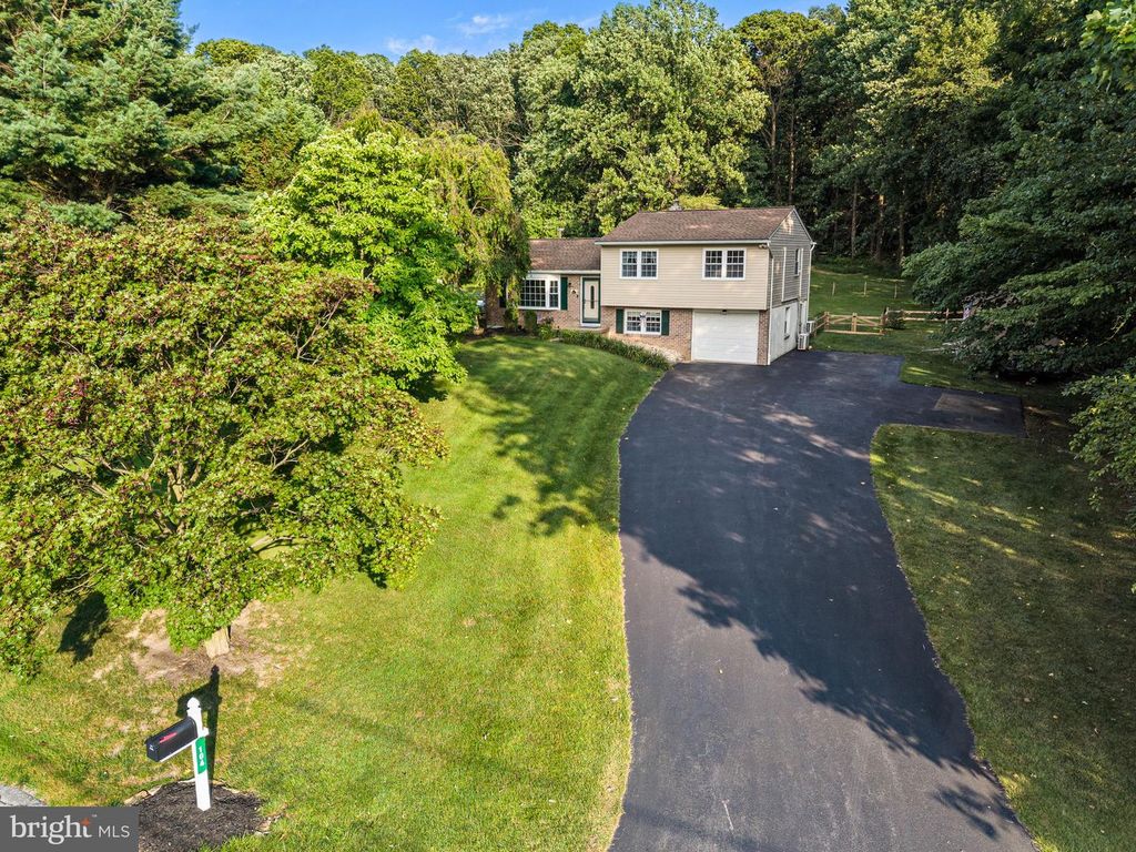104 BALDWIN RD, Coatesville, PA 19320