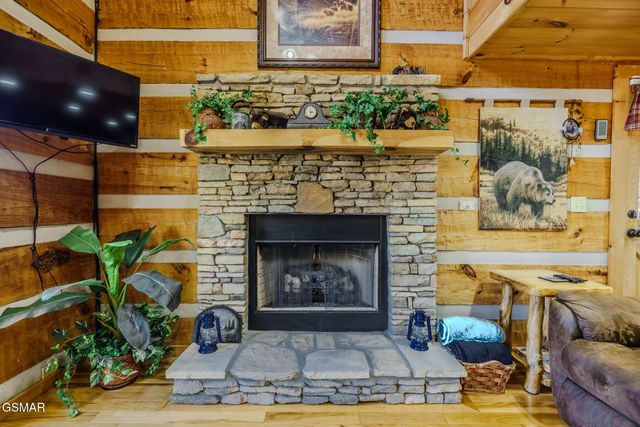 1554 Bear Valley Road, Sevierville, TN 37876