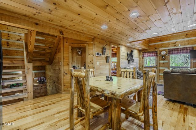 1554 Bear Valley Road, Sevierville, TN 37876