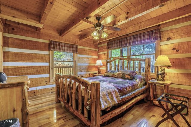 1554 Bear Valley Road, Sevierville, TN 37876