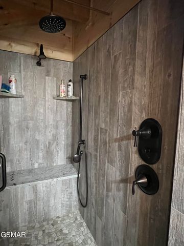 1554 Bear Valley Road, Sevierville, TN 37876