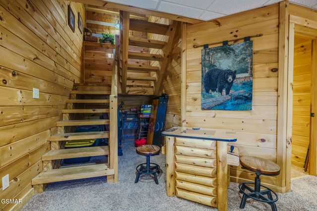 1554 Bear Valley Road, Sevierville, TN 37876