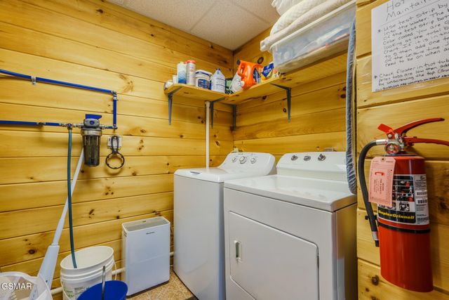 1554 Bear Valley Road, Sevierville, TN 37876