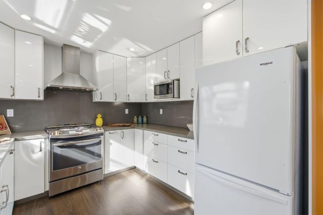 114 Williams Lane, Foster City, CA 94404