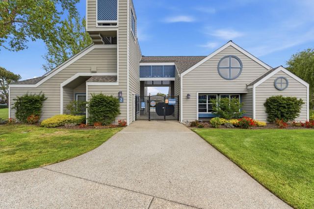 114 Williams Lane, Foster City, CA 94404