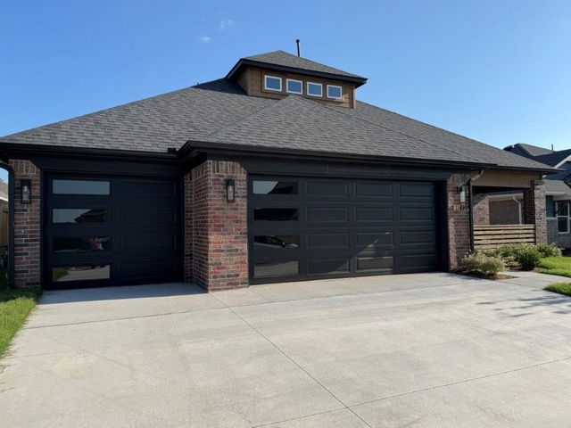11104 NW 132nd Street, Yukon, OK 73099