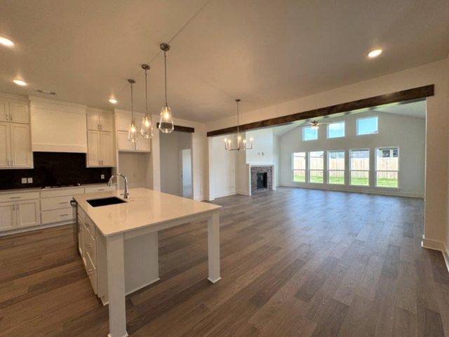 11104 NW 132nd Street, Yukon, OK 73099