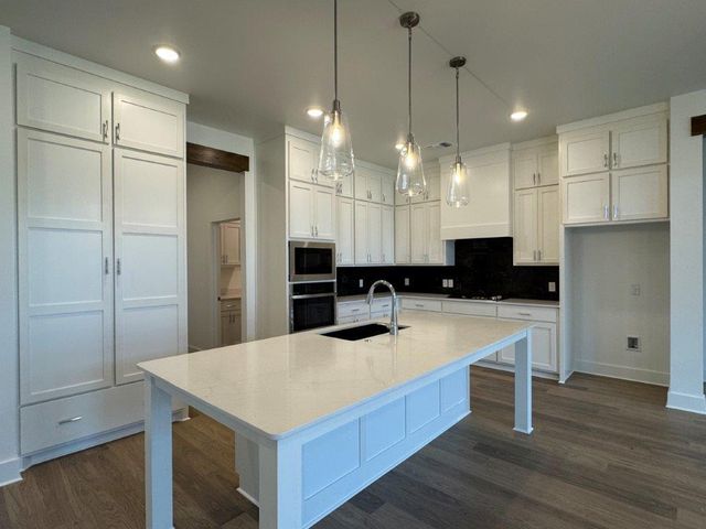 11104 NW 132nd Street, Yukon, OK 73099