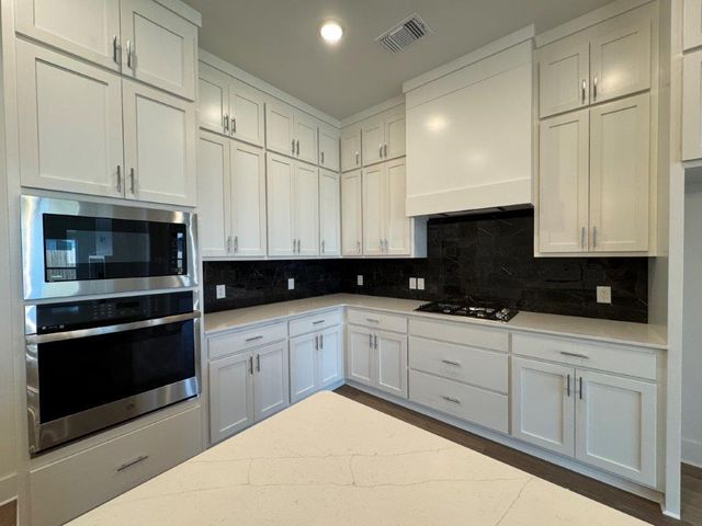 11104 NW 132nd Street, Yukon, OK 73099