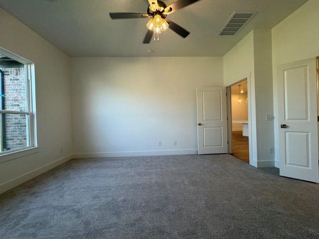 11104 NW 132nd Street, Yukon, OK 73099