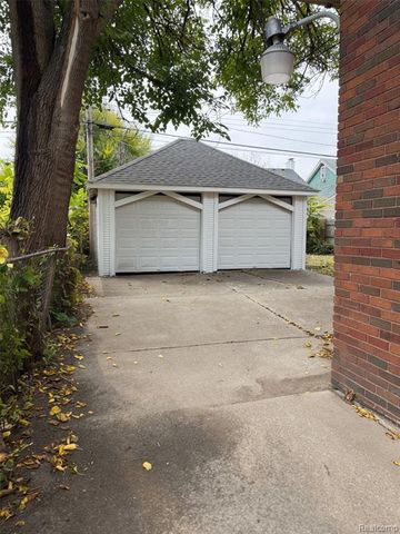 3919 Devonshire Road, Detroit, MI 48224