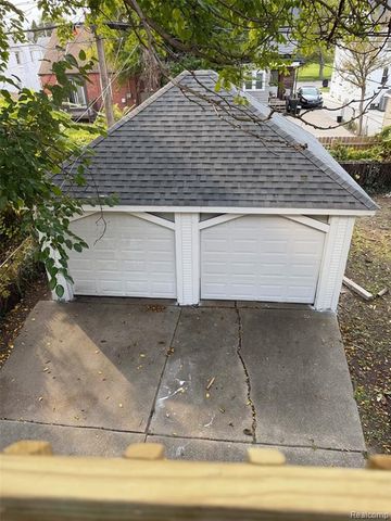 3919 Devonshire Road, Detroit, MI 48224