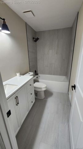 2457 Gemini Drive, Lake Orion Village, MI 48360