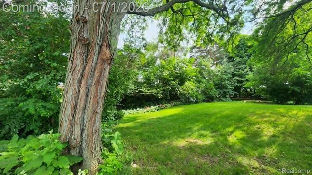 2457 Gemini Drive, Lake Orion Village, MI 48360